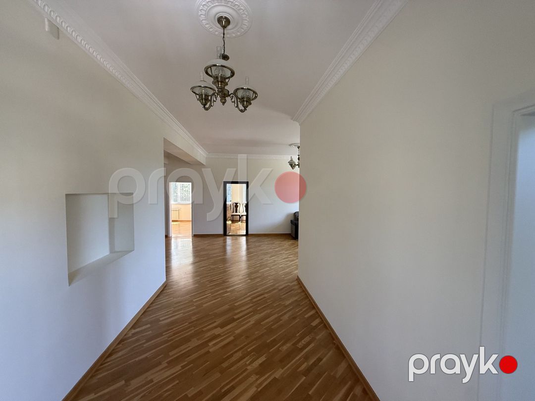 Satılır 9 otaqlı həyət evi/bağ evi 400 m² — Ev, villa, Bakı (9)