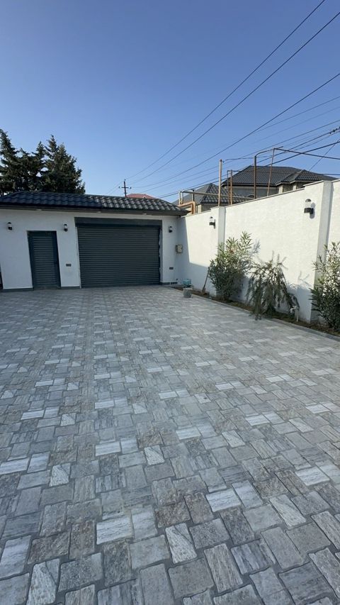 Satılır 7 otaqlı həyət evi/bağ evi 180 m² — Bakı