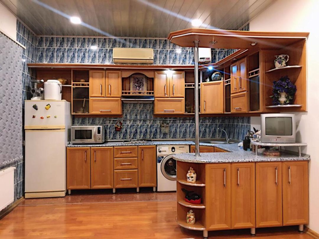 Satılır 12 otaqlı həyət evi/bağ evi 560 m² — Ev, villa, Bakı (10)