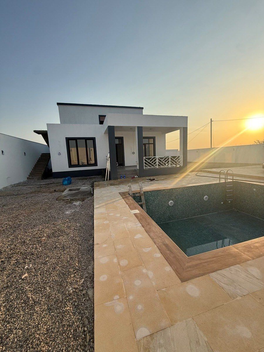 Satılır 4 otaqlı həyət evi/bağ evi 200 m² — Ev, villa, Bakı (5)