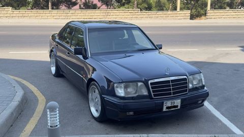 Mercedes E 320, 3.2 L, 1994 il, 294 580 km — Bakı