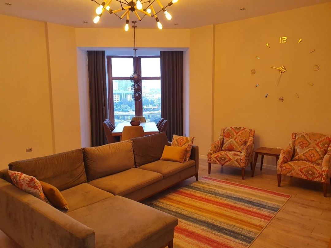 Satılır 3 otaqlı yeni tikili 165 m² — Mənzil, Bakı (2)