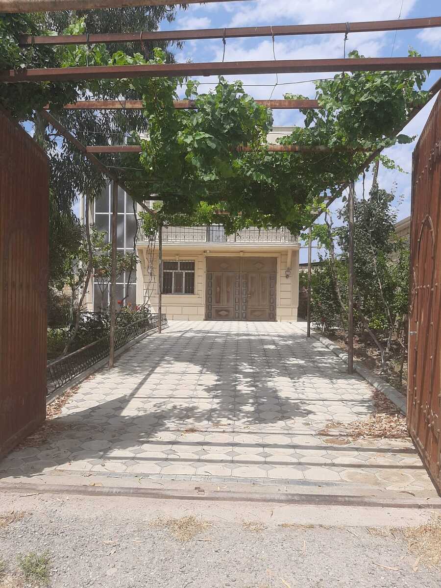 Satılır 4 otaqlı həyət evi/bağ evi 225 m² — Ev, villa, Bakı (2)