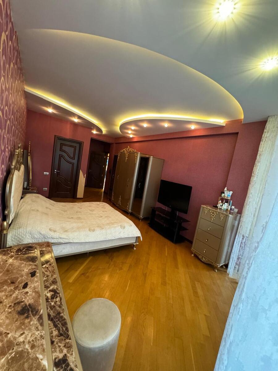 Satılır 7 otaqlı yeni tikili 450 m² — Mənzil, Bakı (9)