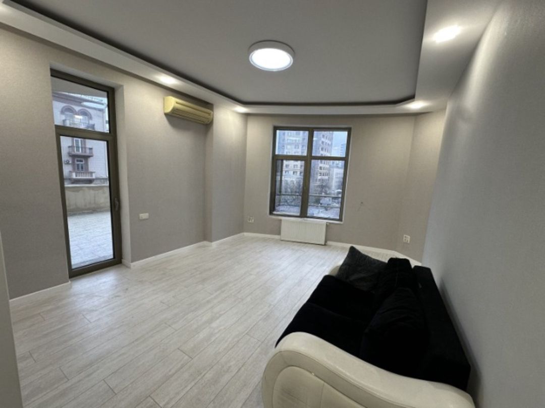 İcarəyə verilir 5 otaqlı ofis 225 m² — Ofis, Bakı (3)