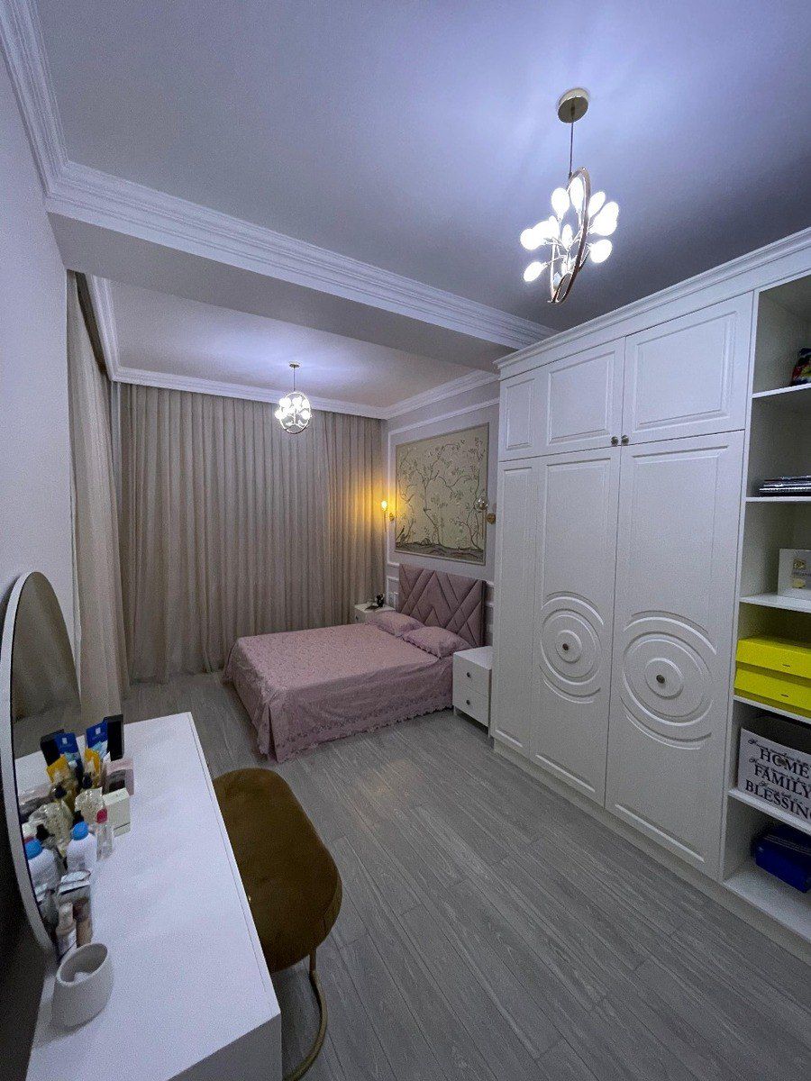 Satılır 6 otaqlı həyət evi/bağ evi 400 m² — Ev, villa, Bakı (10)