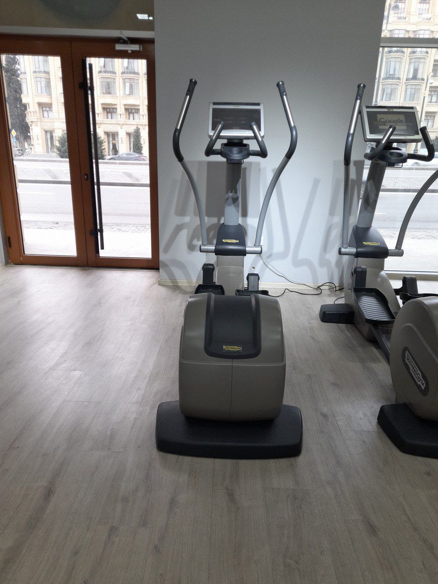 Elliptik trenajor "Technogym Synchro Excite 700" — İdman, hobi, istirahət, Bakı (3)