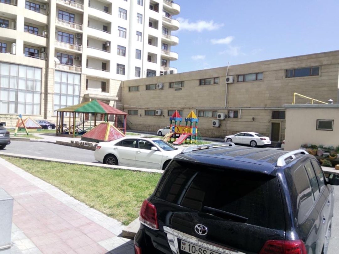 İcarəyə verilir 3 otaqlı yeni tikili 145 m² — Mənzil, Bakı (12)