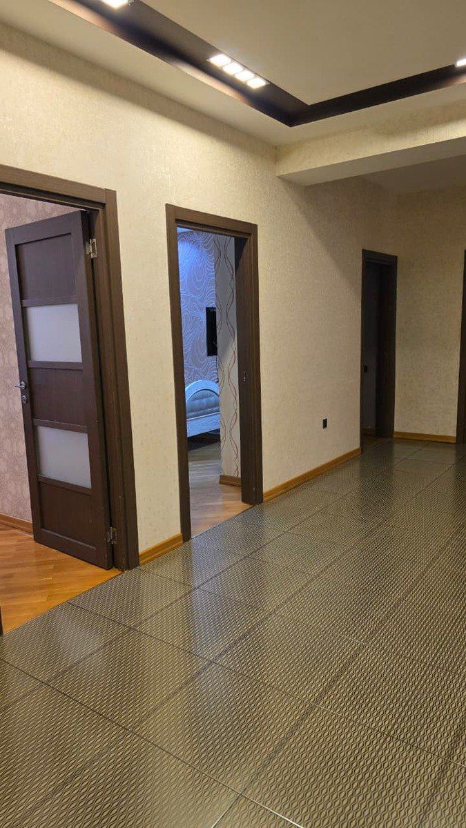 İcarəyə verilir 3 otaqlı yeni tikili 155 m² — Mənzil, Bakı (12)