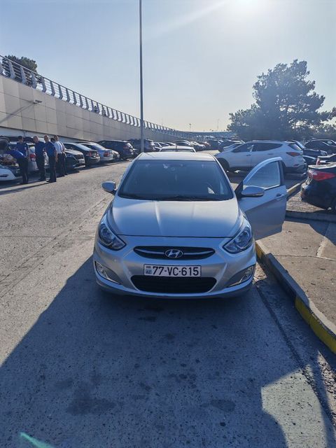 Hyundai Accent, 1.4 L, 2016 il, 69 500 km — Bakı