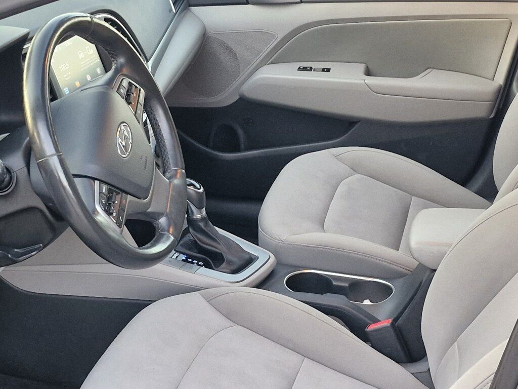 Hyundai Elantra, 2.0 L, 2018 il, 102 000 km — Avtomobillər, Bakı (8)
