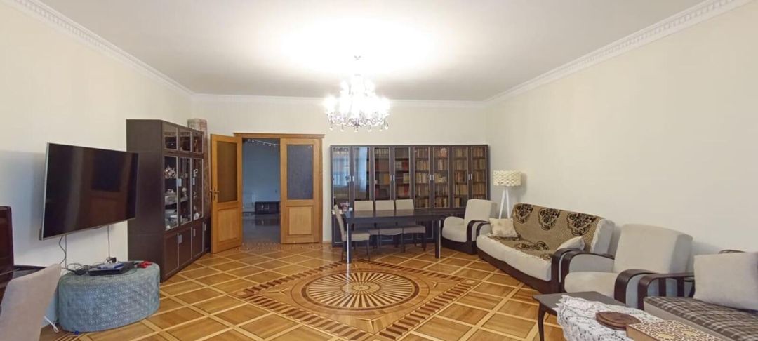 Satılır 4 otaqlı yeni tikili 202 m² — Mənzil, Bakı (2)