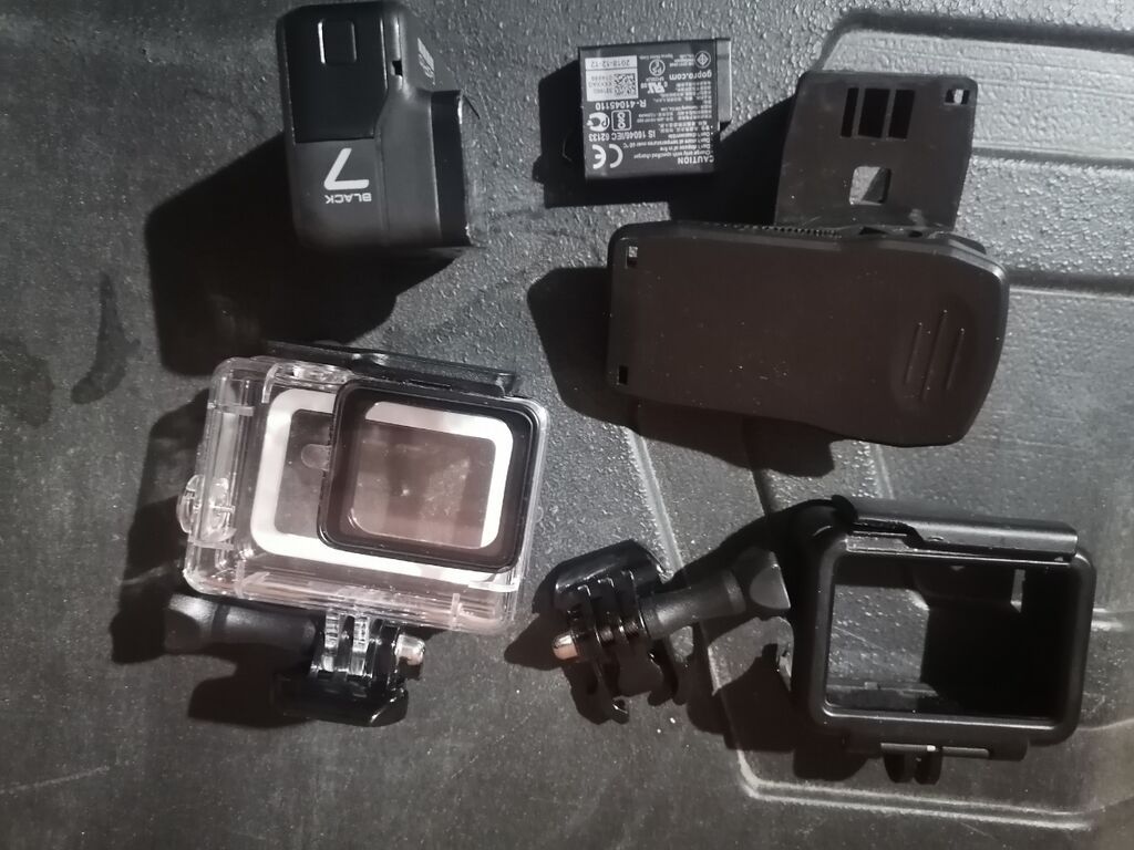 GoPro aksiyon kamerası dəsti Kompakt ölçülü GoPro kamera və bir neçə — Video kamera, Bakı (3)