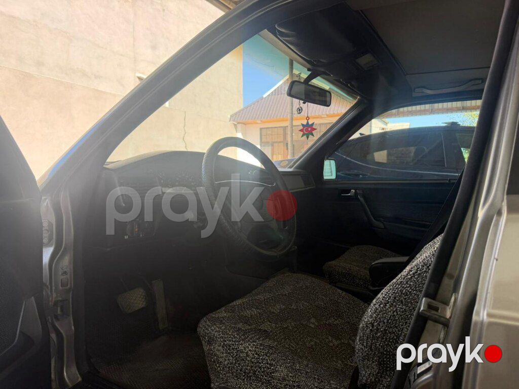 Mercedes 190, 1.8 L, 1992 il, 399 999 km — Avtomobillər, Sumqayıt (9)