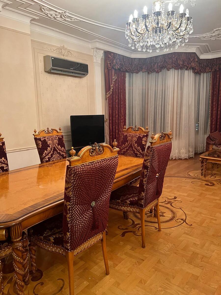 Satılır 5 otaqlı yeni tikili 247 m² — Mənzil, Bakı (4)