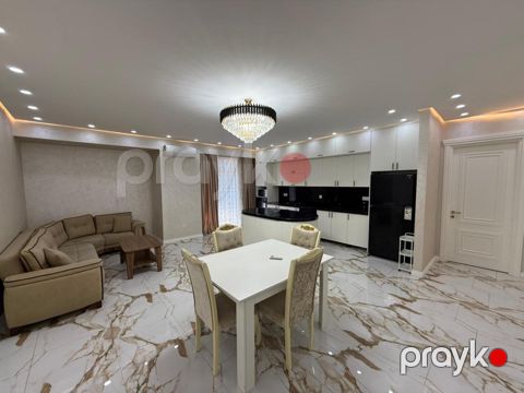 İcarəyə verilir 4 otaqlı yeni tikili 150 m²