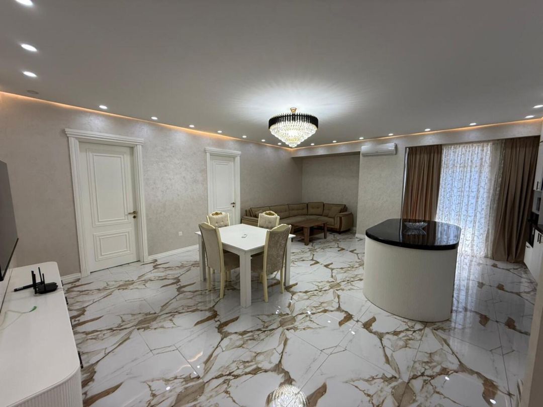 İcarəyə verilir 4 otaqlı yeni tikili 150 m² — Mənzil, Bakı (2)