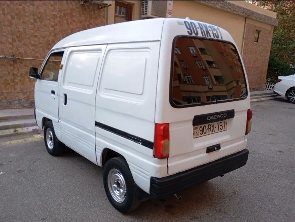 Daewoo mikrofurqon (yük/miniven tipli) Xüsusiyyətlər: - Korpus — Avtomobillər, Masazır (2)