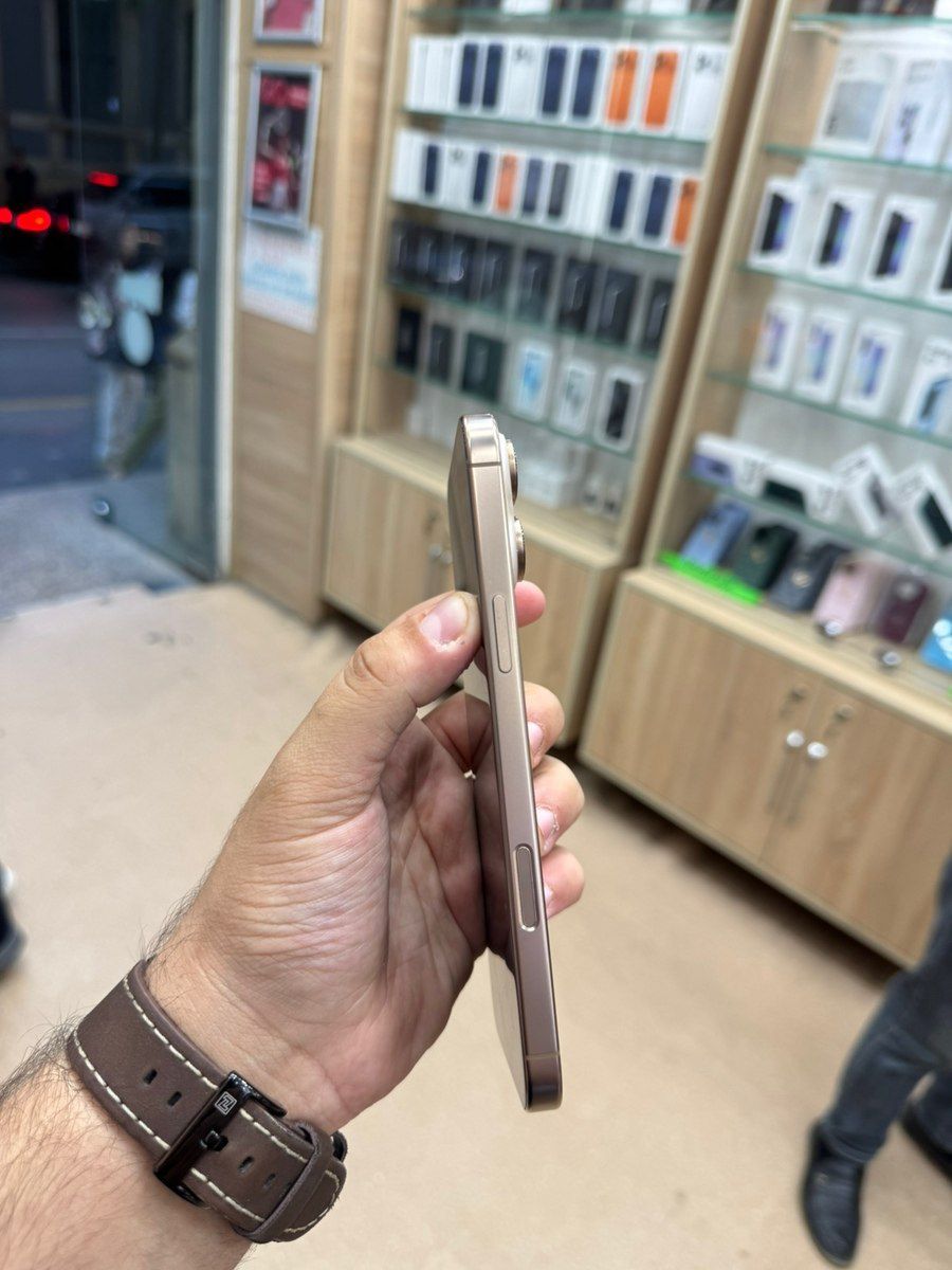 Apple iPhone 16 Pro Max Desert Titanium 256GB/8GB — Smartfonlar, Bakı (2)