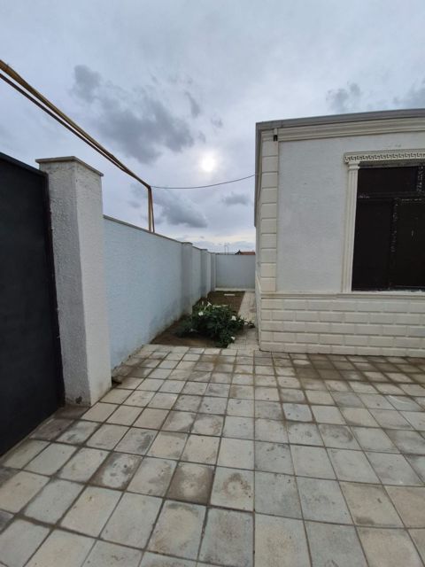 Həyət evi, Novxanı bağları — Bakı