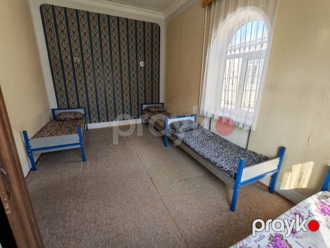 Kommersiya məqsədli kirayə otaqlar – yataqxana tipli yerləşdirmə