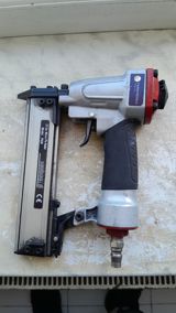 23 Ga mikro sancaq vuran pnevmatik tapança – Model: PC80 — Tikinti staplerləri və neylərlər