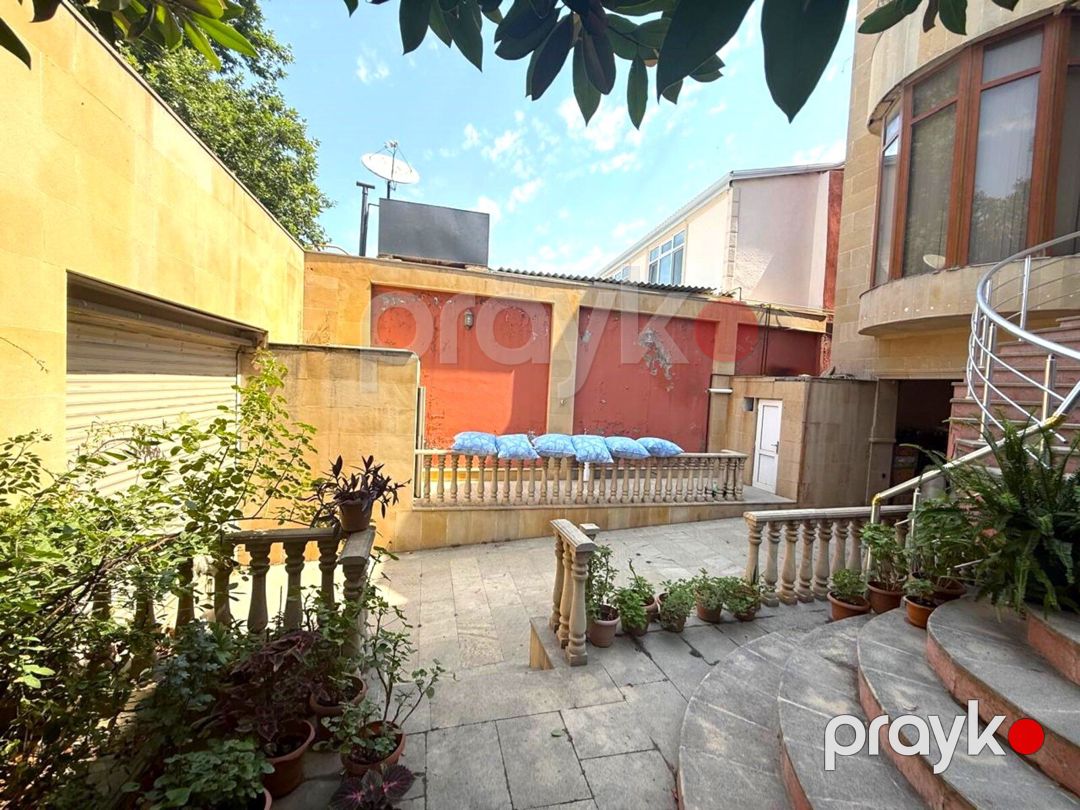 Satılır 6 otaqlı həyət evi/bağ evi 300 m² — Ev, villa, Bakı (4)