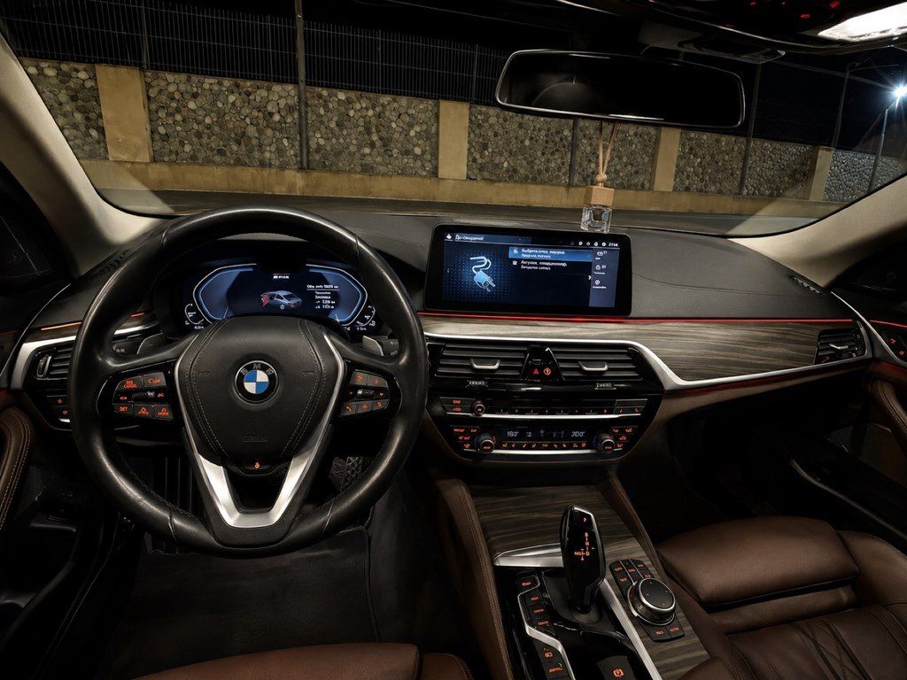 BMW 530e, 2.0 L, 12 kWh, 2022 il, 71 000 km — Avtomobillər, Bakı (3)