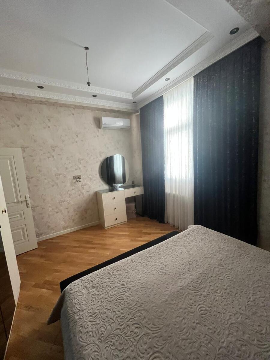 Satılır 4 otaqlı yeni tikili 150 m² — Mənzil, Bakı (9)