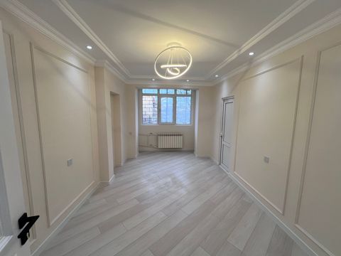 Satılır 4 otaqlı köhnə tikili 110 m² — Bakı