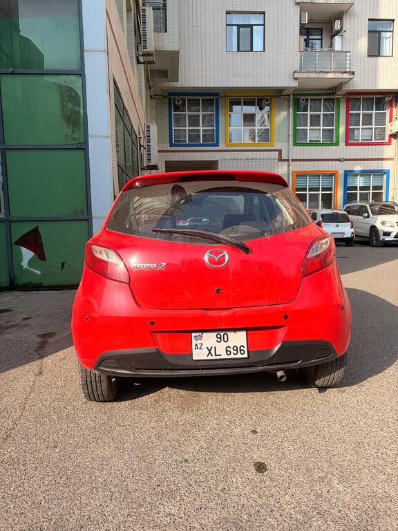 Mazda 2, 1.5 L, 2010 il, 134 100 km — Avtomobillər, Bakı (8)