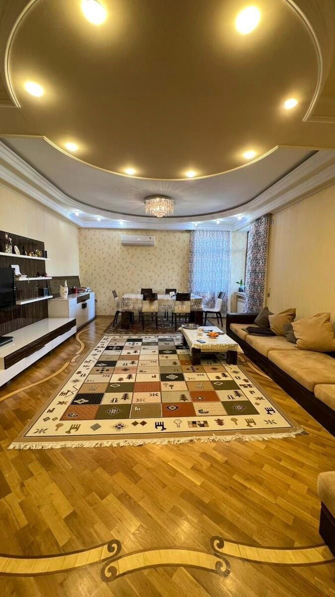 Satılır 5 otaqlı yeni tikili 190 m² — Mənzil, Bakı (2)