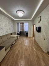 Satılır 2 otaqlı köhnə tikili 65 m² — Bəxtiyar