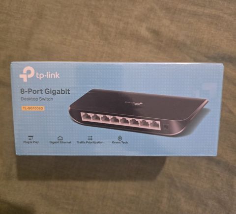 TP-Link Gigabyte Switch 8port — Bakı
