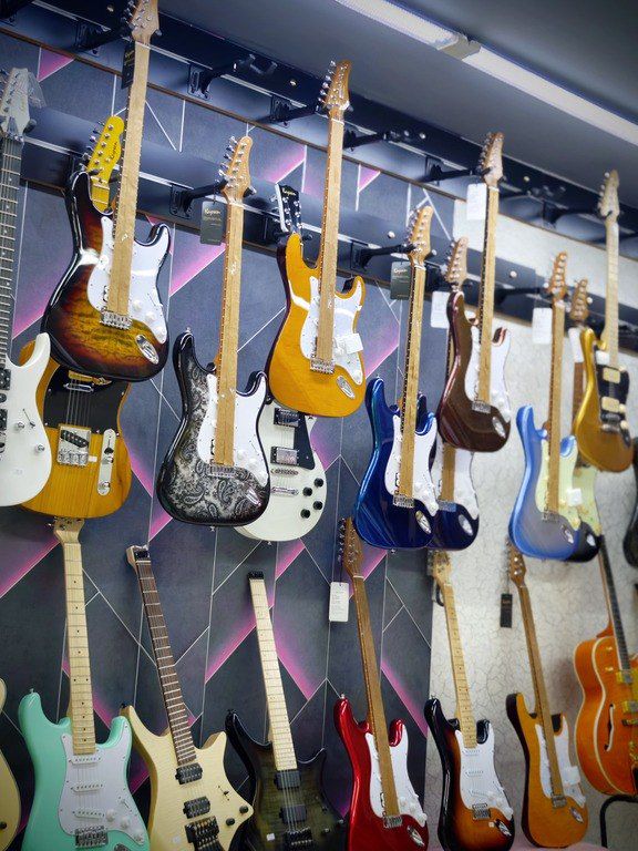 Elektro gitara — Musiqiə alətləri, Bakı (5)