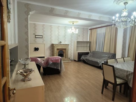 İcarəyə verilir 3 otaqlı köhnə tikili 86 m² — Bakı