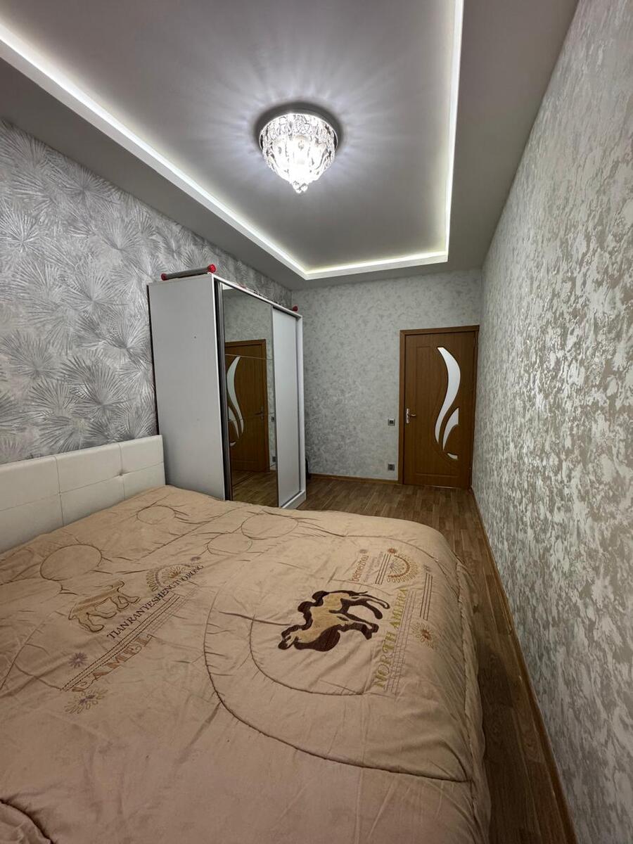 Satılır 2 otaqlı köhnə tikili 65 m² — Mənzil, Bakı (5)
