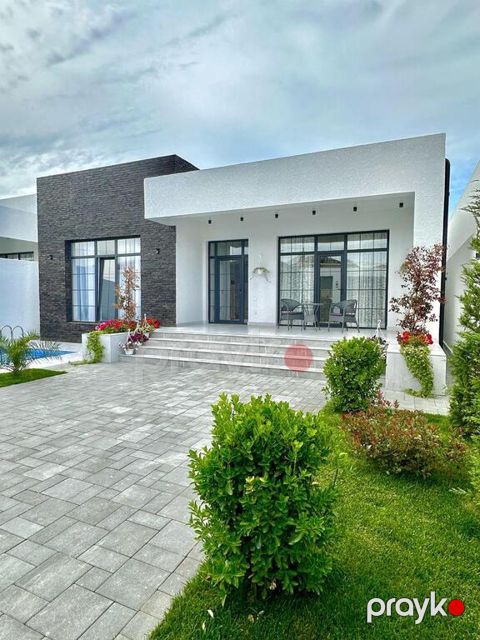 İcarəyə verilir 5 otaqlı həyət evi/bağ evi 240 m²