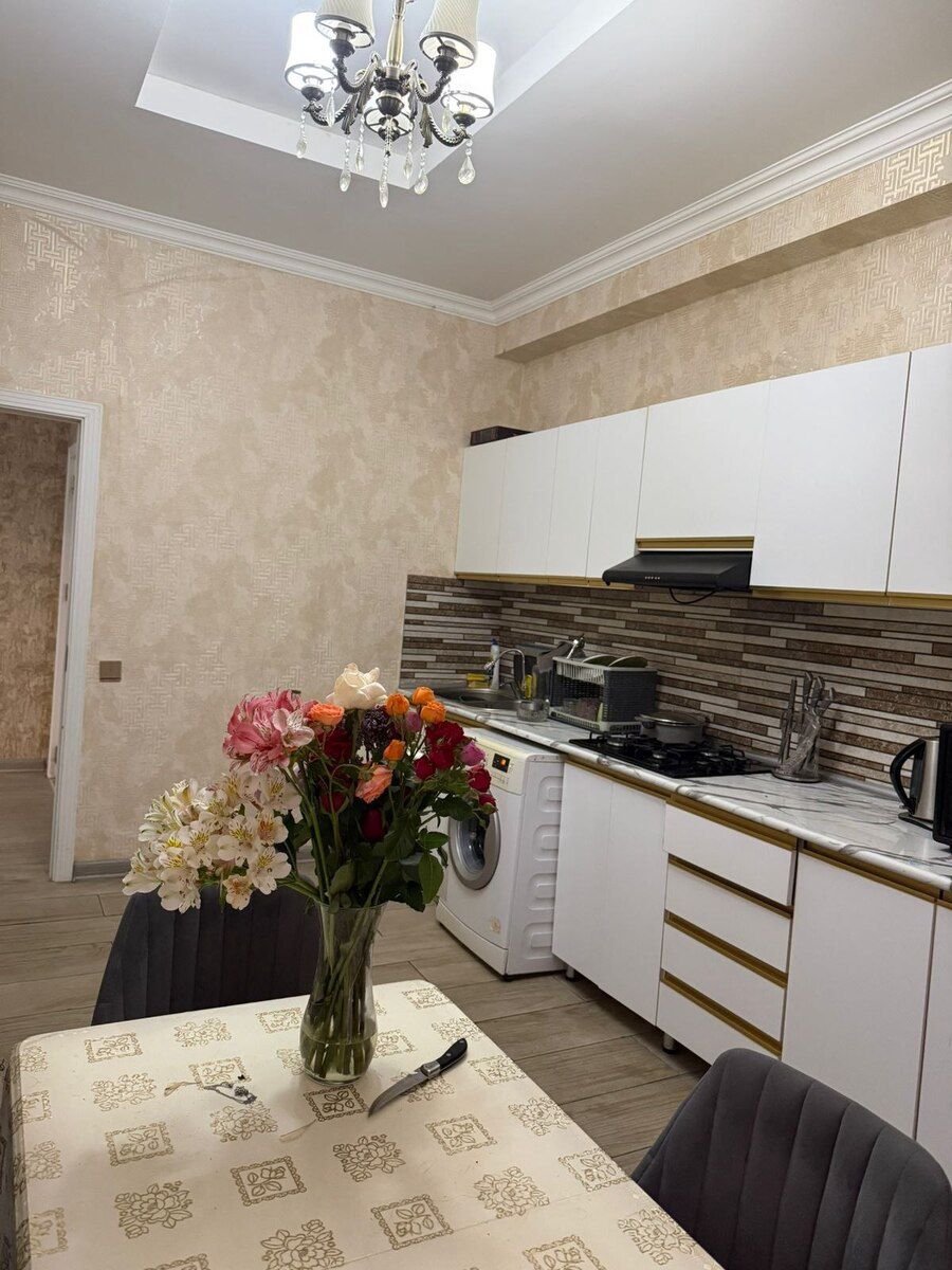 3-otaqlı yeni tikili kirayə verilir, Yasamal r., 90 m² — Mənzil, Bakı (6)