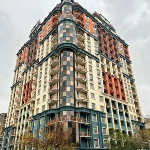 Satılır 4 otaqlı yeni tikili 155 m² — Bakı