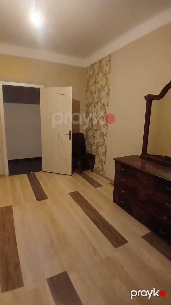 İcarəyə verilir 6 otaqlı köhnə tikili 100 m² — Mənzil, Bakı (10)