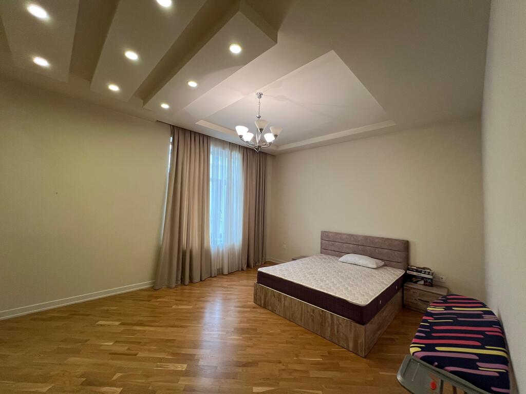 Satılır 6 otaqlı həyət evi/bağ evi 450 m² — Ev, villa, Bakı (8)