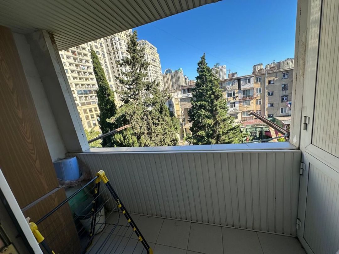 Satılır 3 otaqlı köhnə tikili 70 m² — Mənzil, Bakı (11)