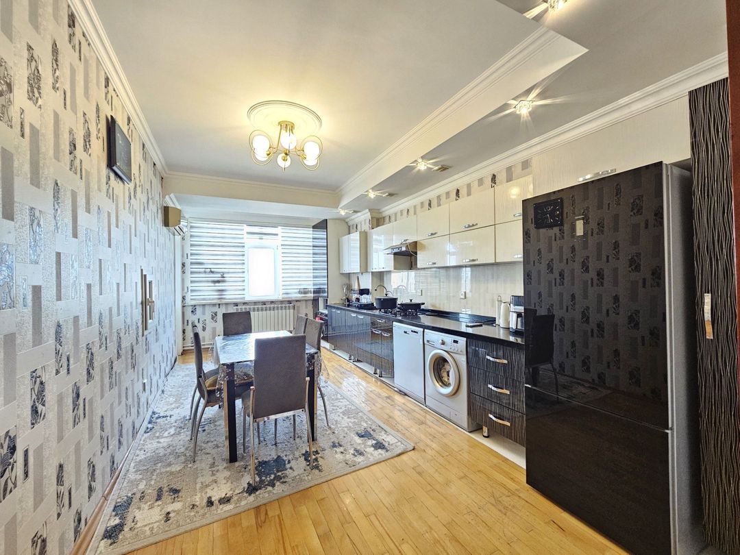 Satılır 3 otaqlı yeni tikili 135 m² — Mənzil, Bakı (7)