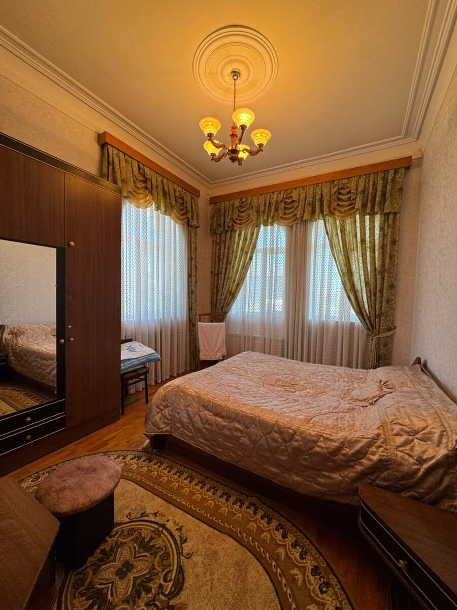 Satılır 6 otaqlı həyət evi/bağ evi 300 m² — Ev, villa, Bakı (12)