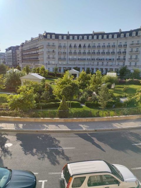 Satılır 3 otaqlı yeni tikili 144 m² — Bakı