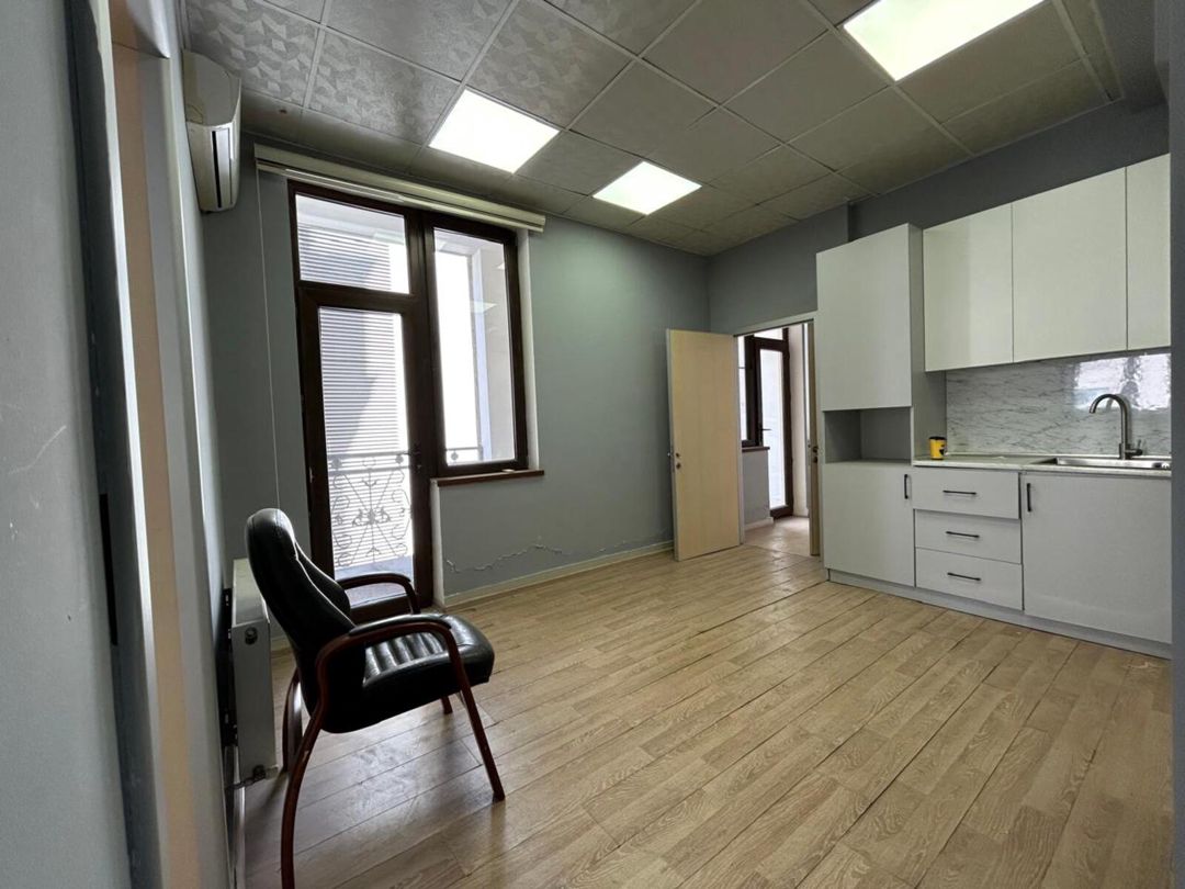 İcarəyə verilir 4 otaqlı ofis 150 m² — Ofis, Bakı (9)