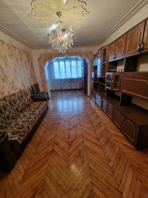 Satış: 3 otaqlı Köhnə tikili, 100 m², Xırdalanda 5 nomreli mektebin yaninda