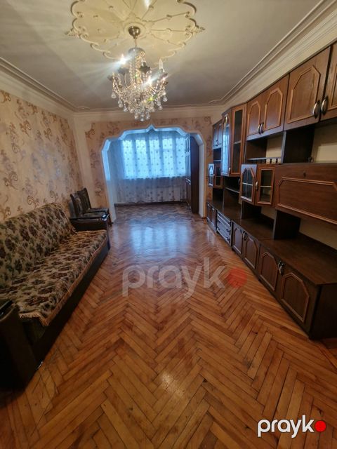 Satış: 3 otaqlı Köhnə tikili, 100 m², Xırdalanda 5 nomreli mektebin yaninda