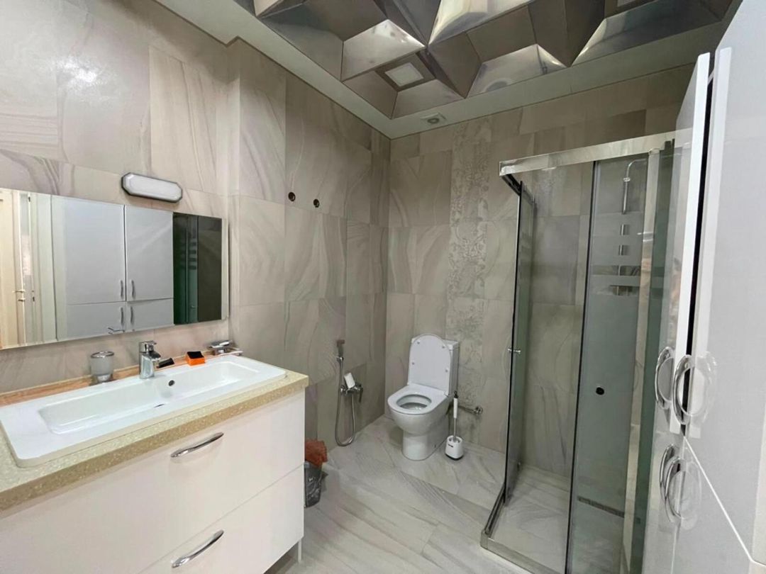 İcarəyə verilir 2 otaqlı yeni tikili 95 m² — Mənzil, Bakı (9)